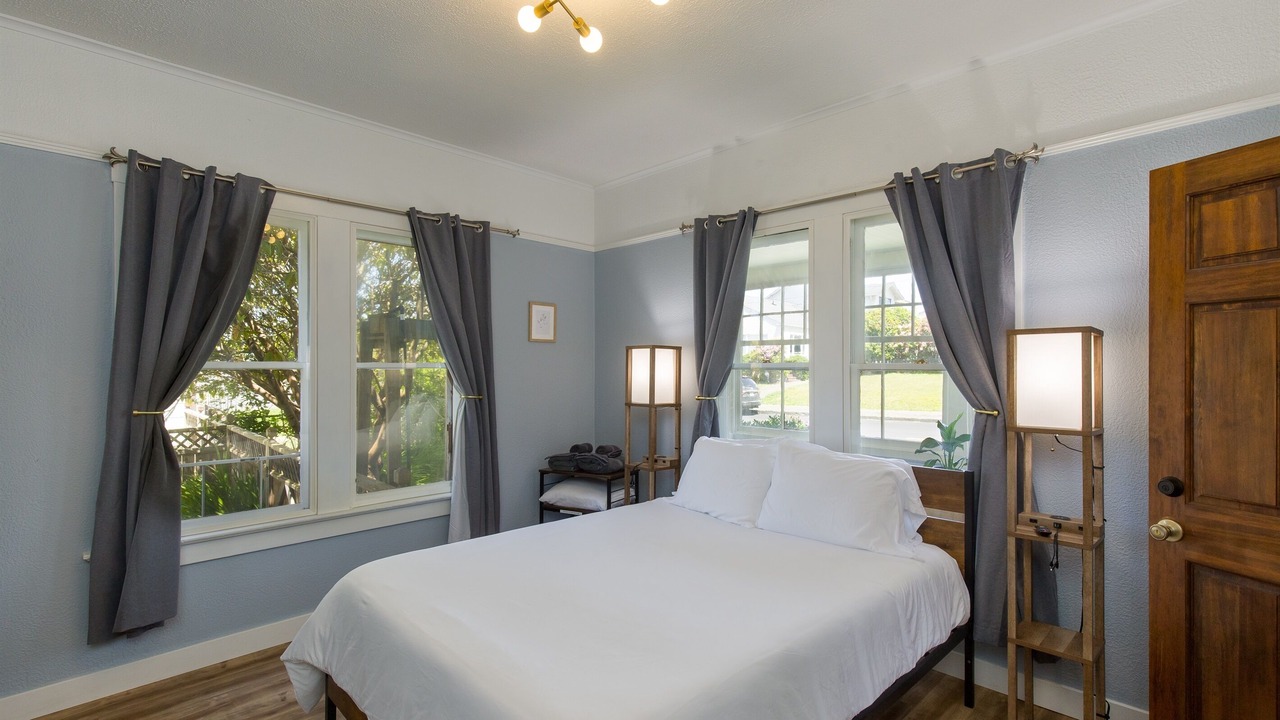Photo of Bedroom in Eureka