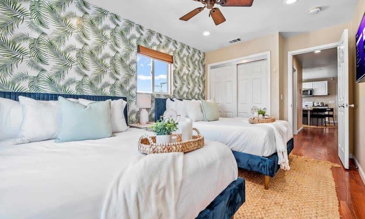 Photo of Bedroom in Mission Beach