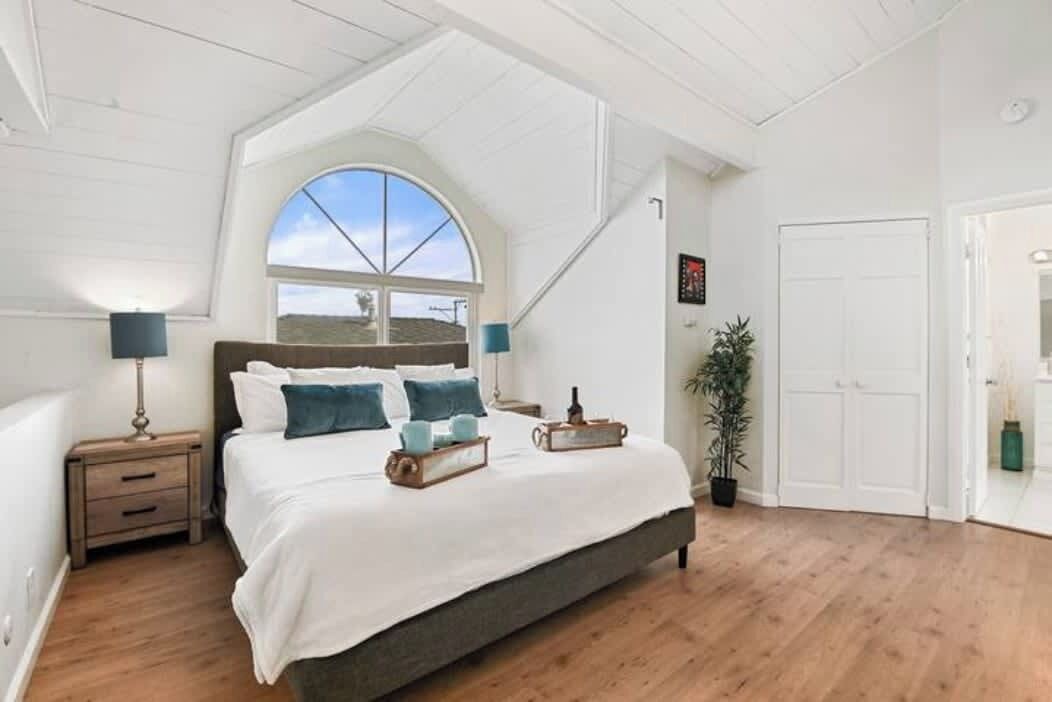 Photo of Bedroom in Mission Beach