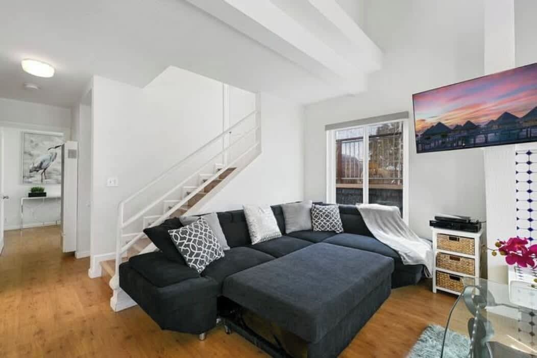 Photo of Livingroom in Mission Beach