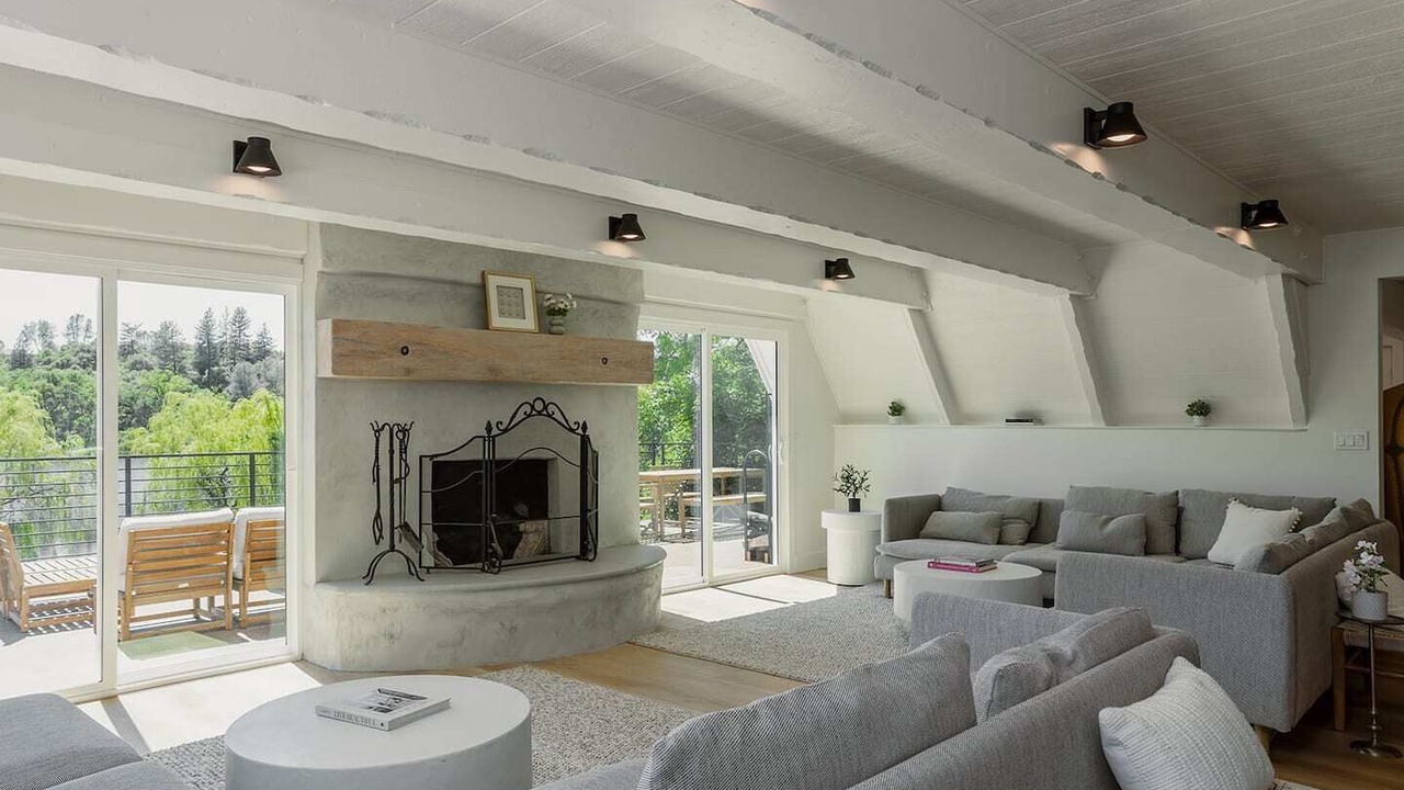 Photo of Livingroom in Auburn
