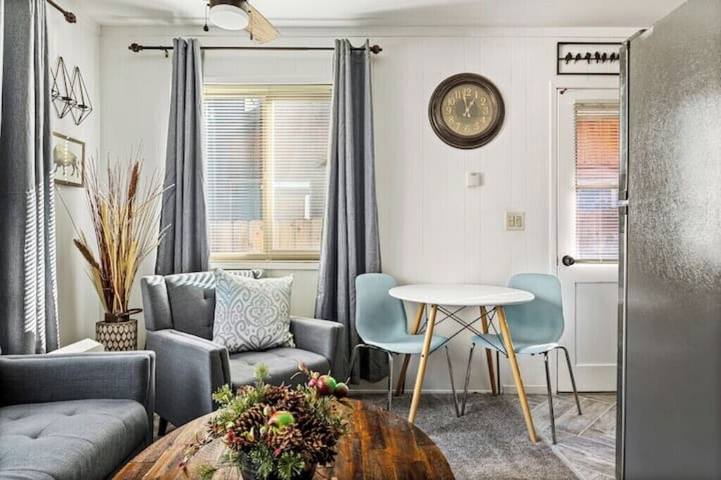 Photo of Livingroom in Big Bear City
