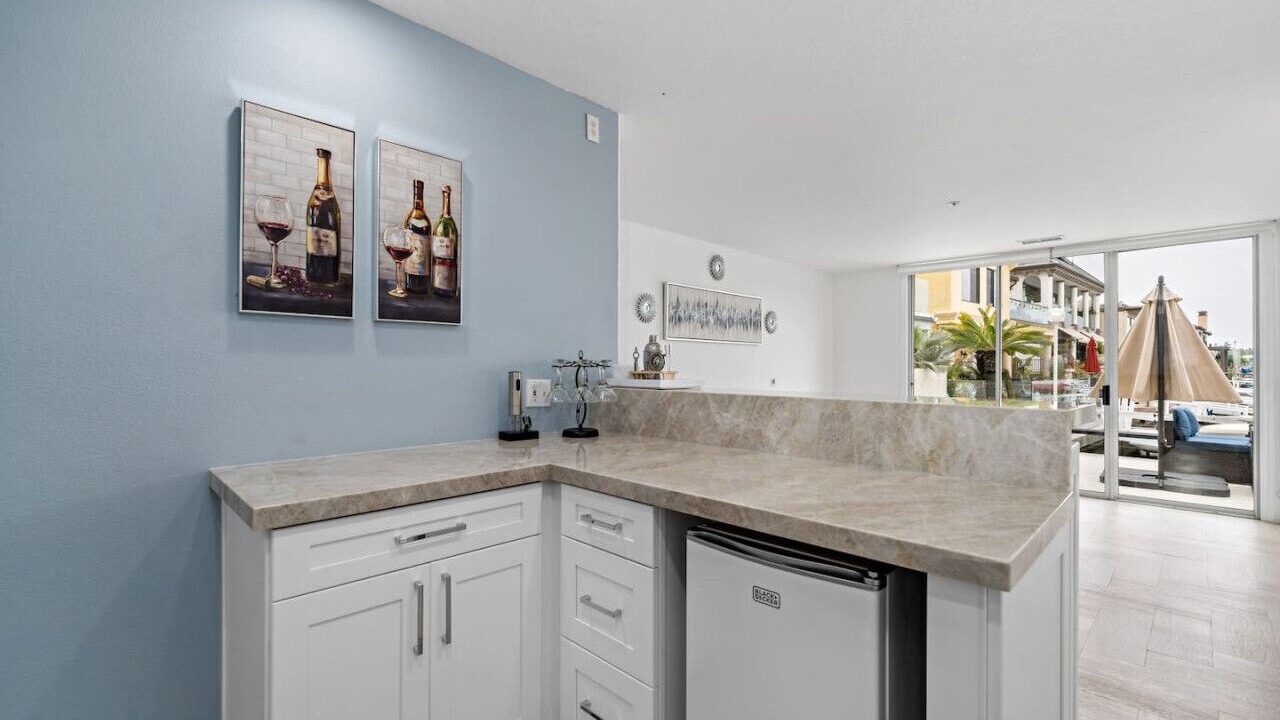 Photo of Kitchen in Huntington Harbour