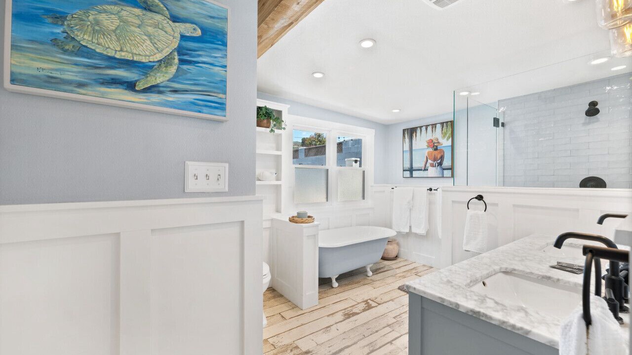 Photo of Bathroom in Camarillo