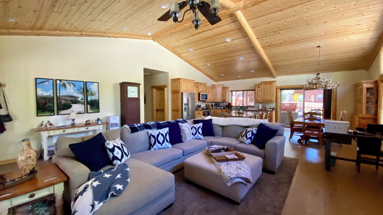 Photo of Bedroom in Eagle Mountain Estates