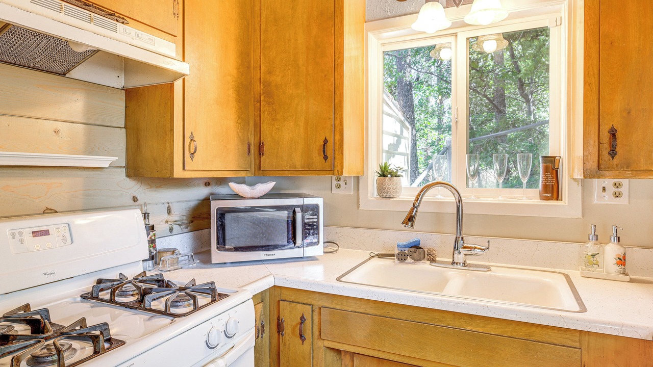 Photo of Kitchen in Arrowbear Lake