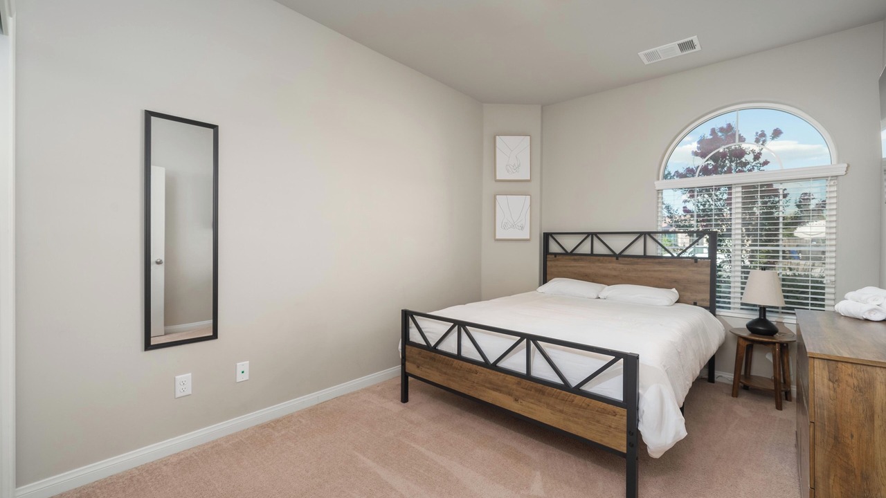 Photo of Bedroom in Greenacres