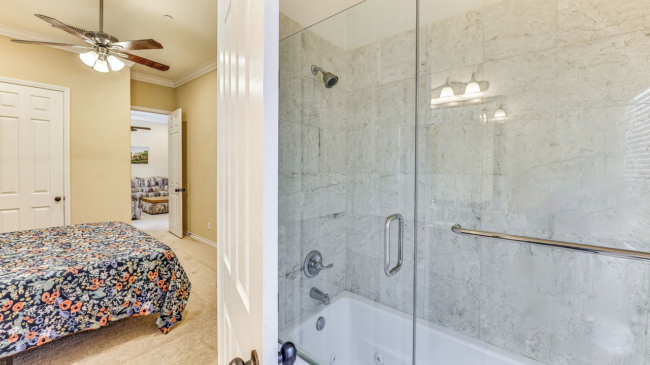 Photo of Bathroom in Alessandro Heights