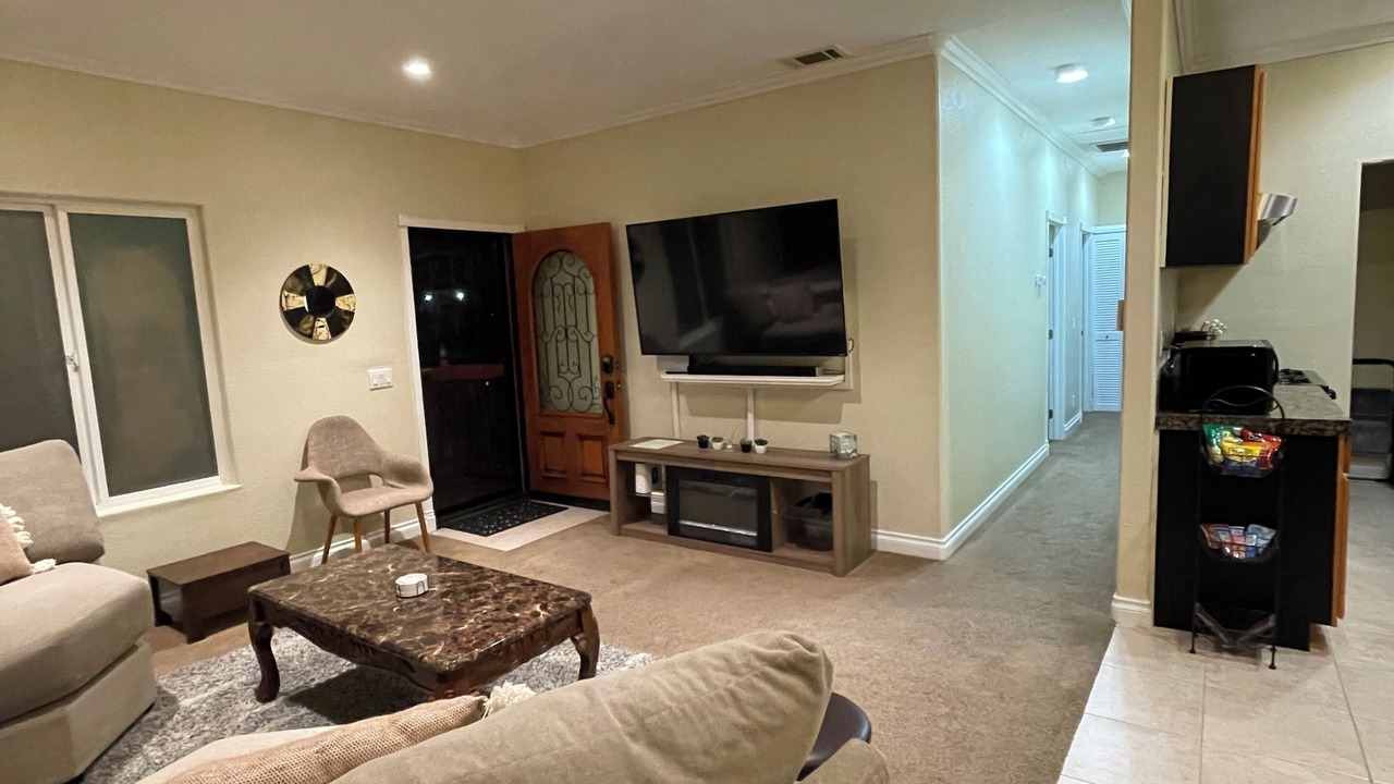 Photo of Livingroom in Encanto