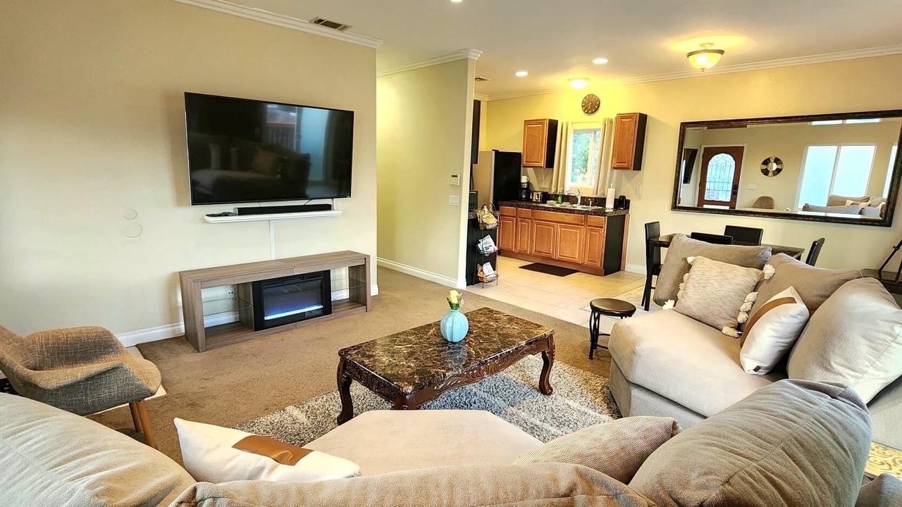 Photo of Livingroom in Encanto