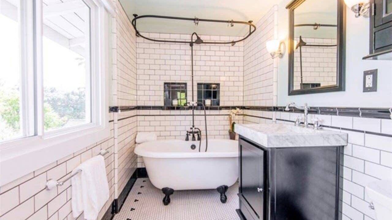 Photo of Bathroom in Arcadia
