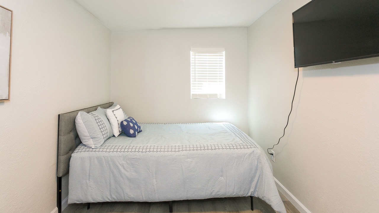 Photo of Bedroom in Porterville