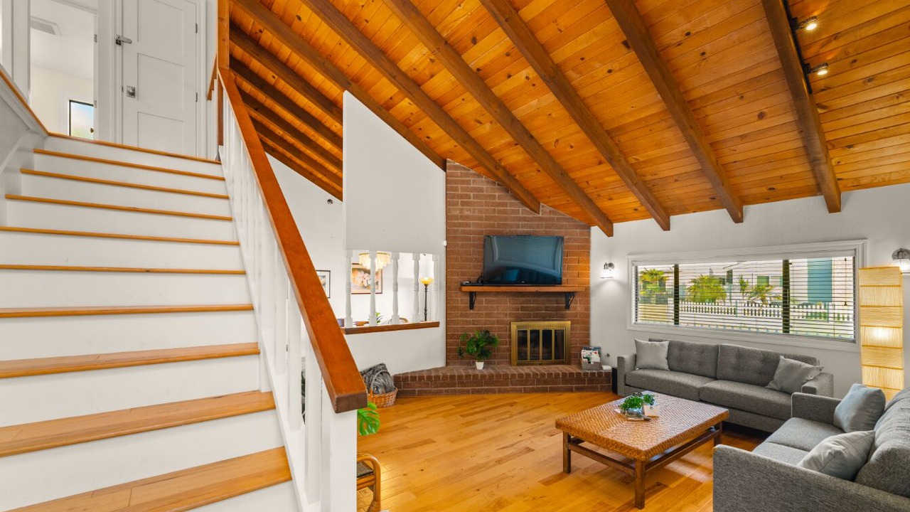 Photo of Livingroom in Oxnard Shores