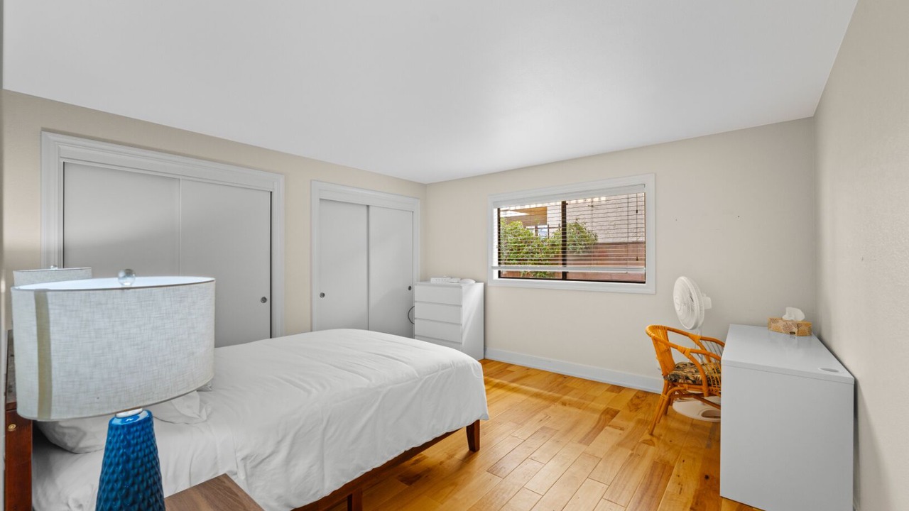 Photo of Bedroom in Oxnard Shores