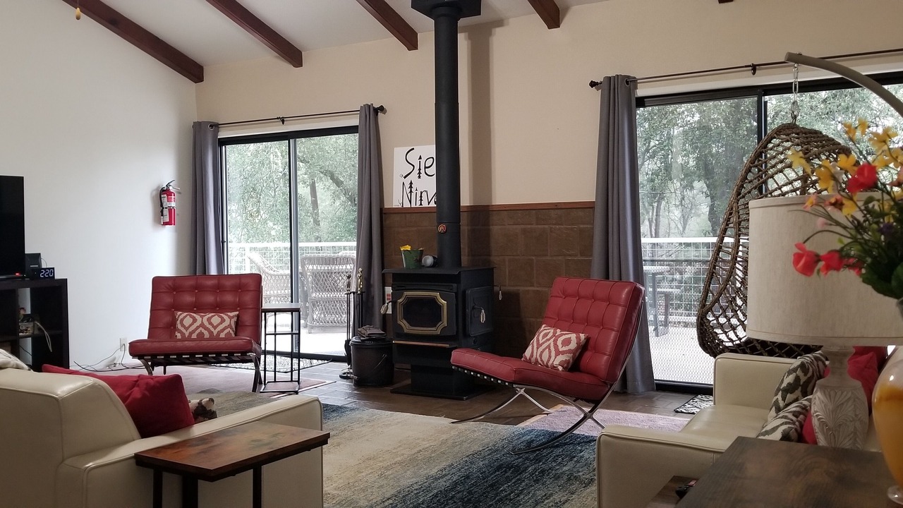 Photo of Livingroom in Mariposa