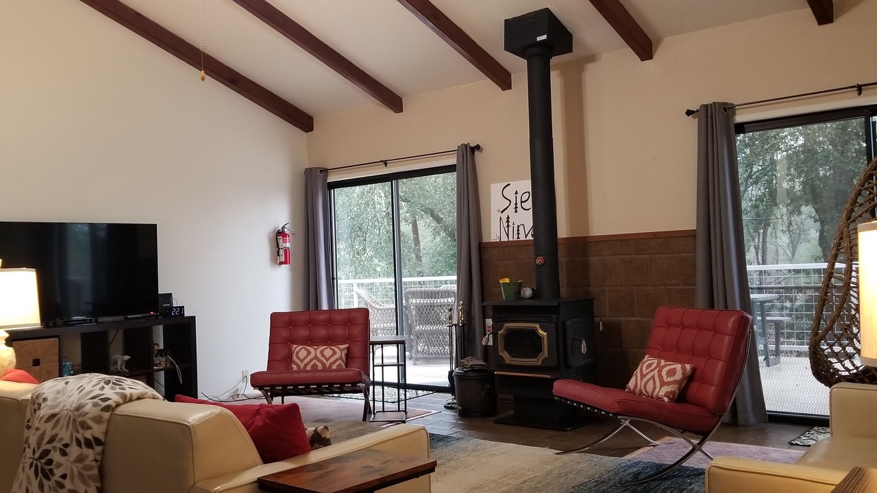 Photo of Livingroom in Mariposa