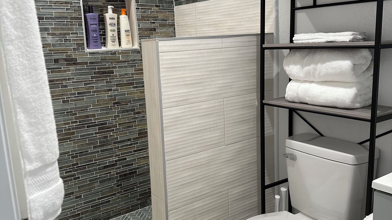 Photo of Bathroom in Southeast Anaheim