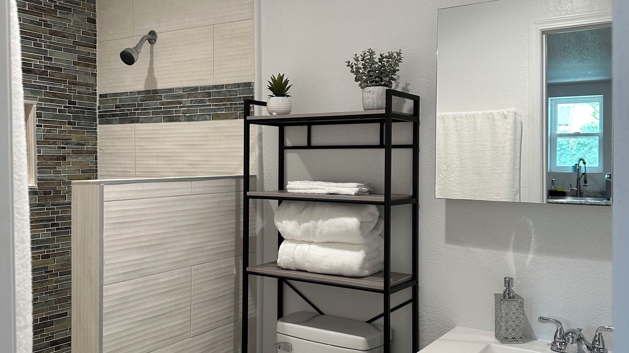 Photo of Bathroom in Southeast Anaheim
