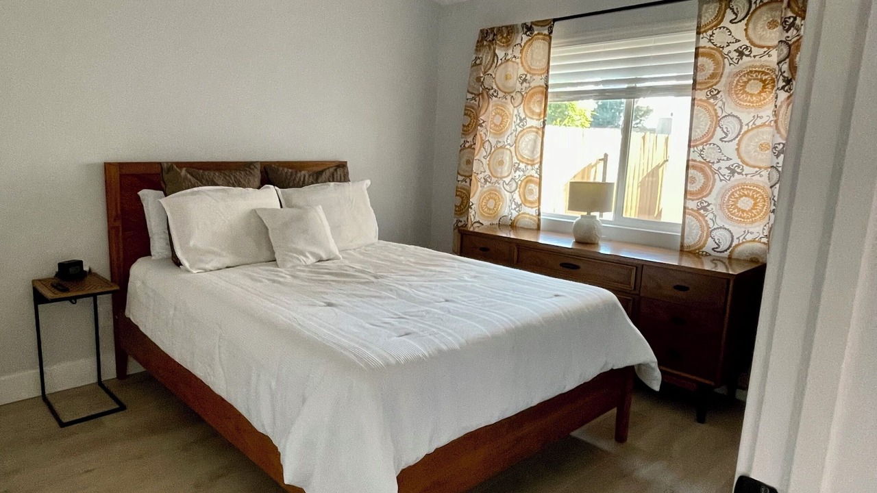 Photo of Bedroom in Downtown