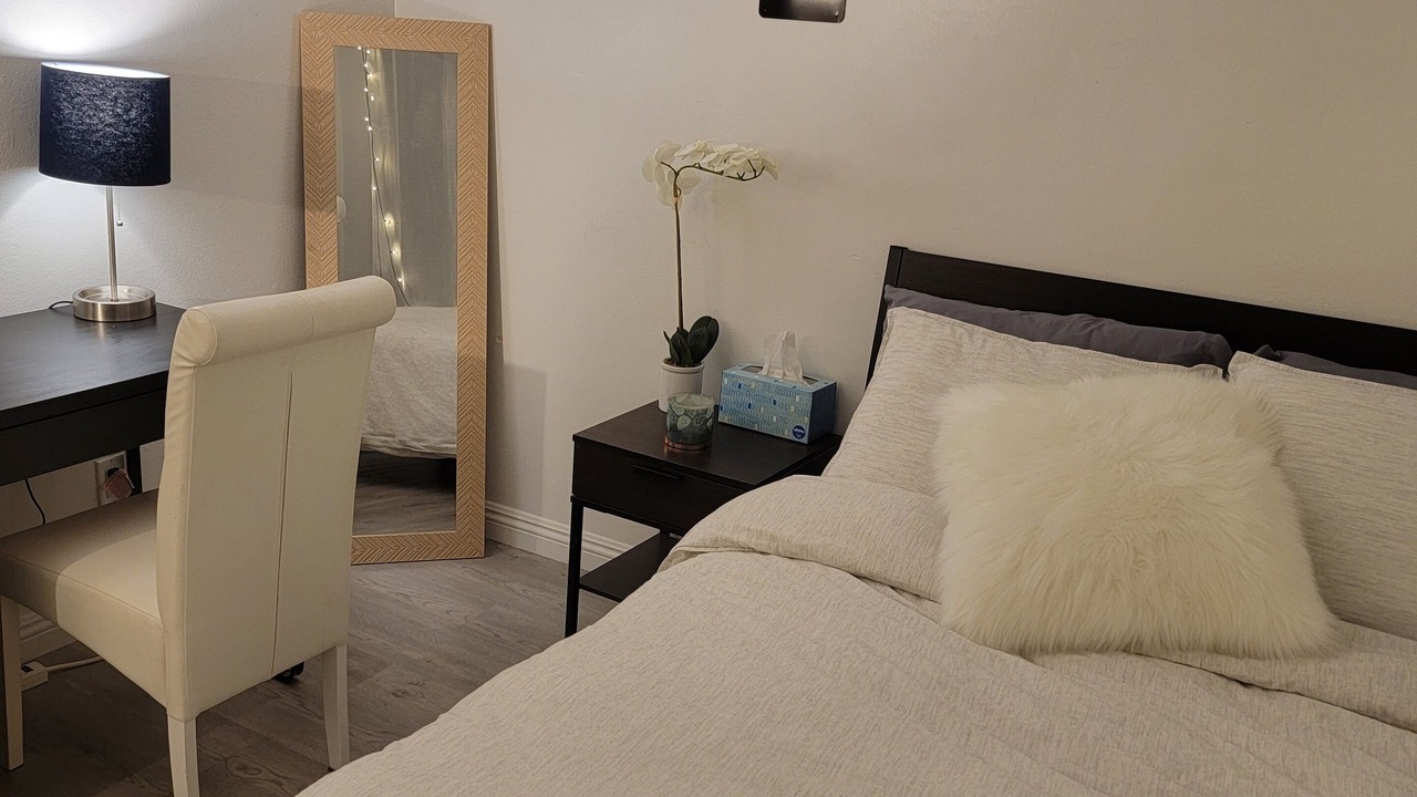 Photo of Bedroom in Rowland Heights