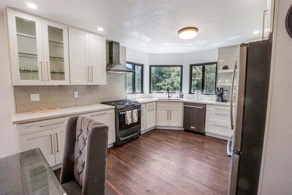 Photo of Kitchen in Crestline