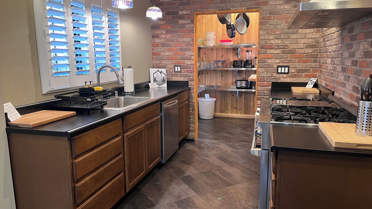 Photo of Kitchen in Pine Mountain Club