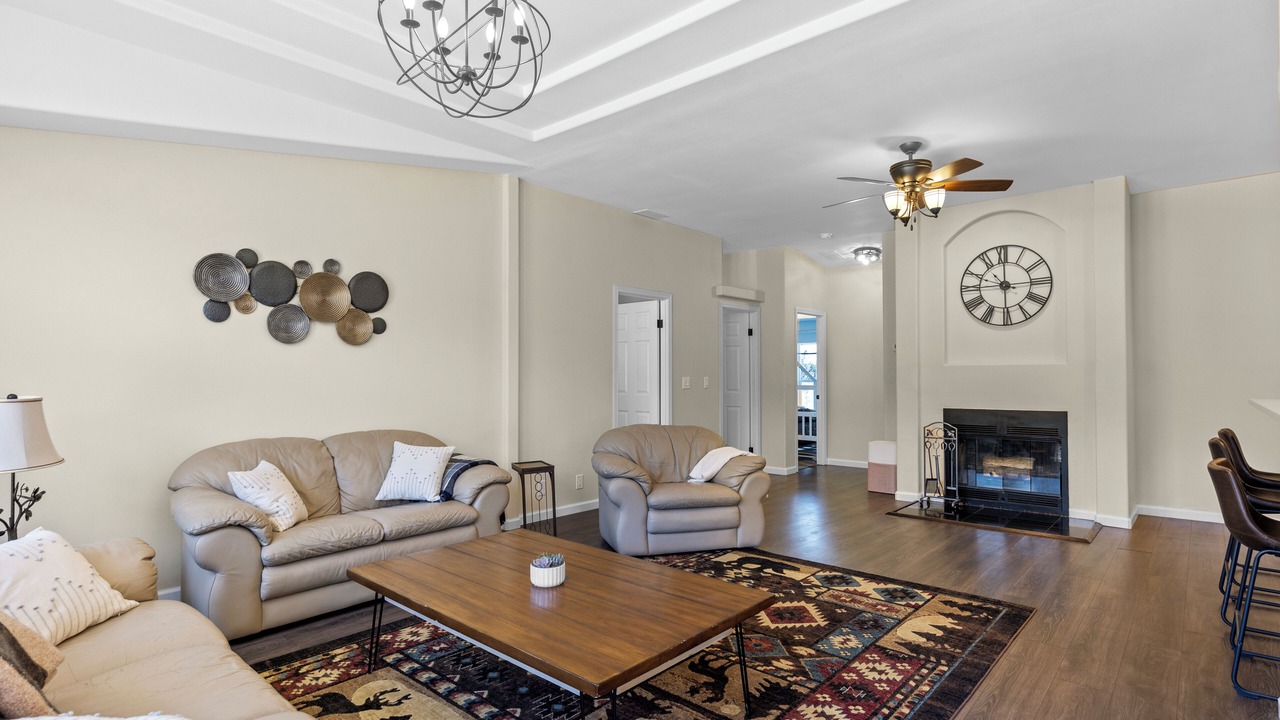 Photo of Livingroom in Tehachapi