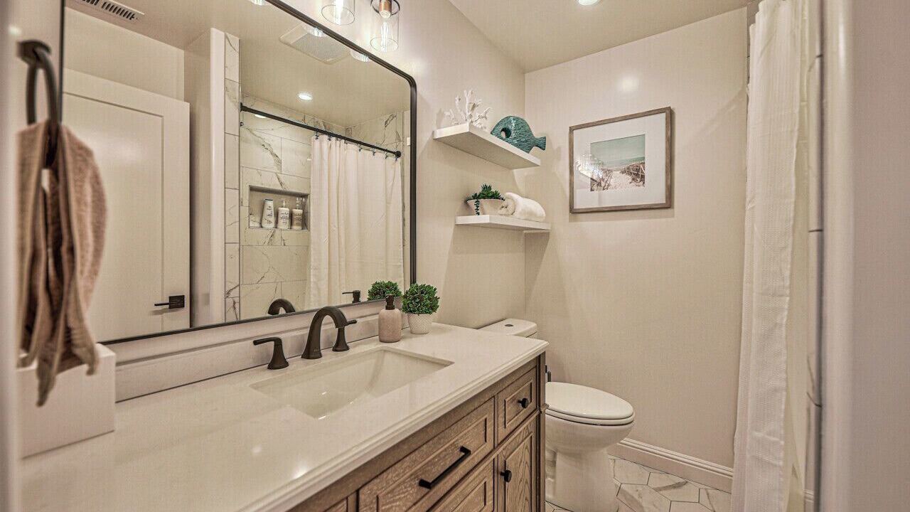Photo of Bathroom in Del Rey Oaks