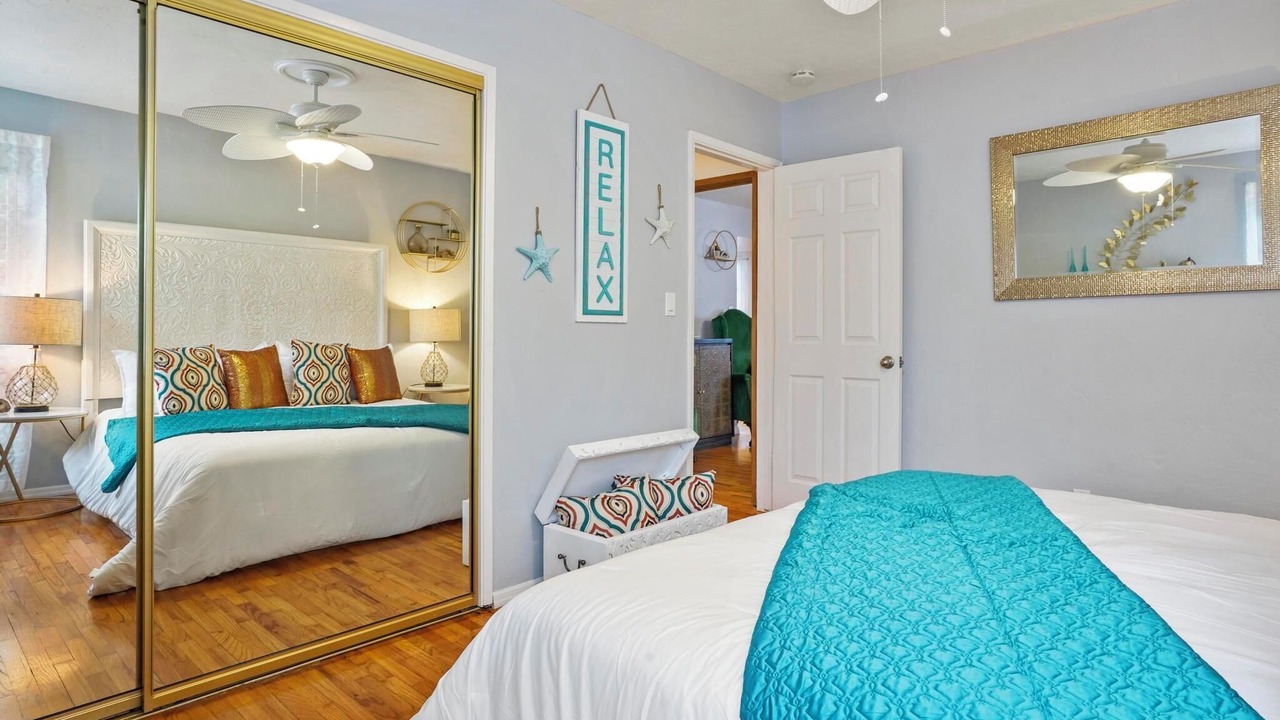 Photo of Bedroom in Lakeside