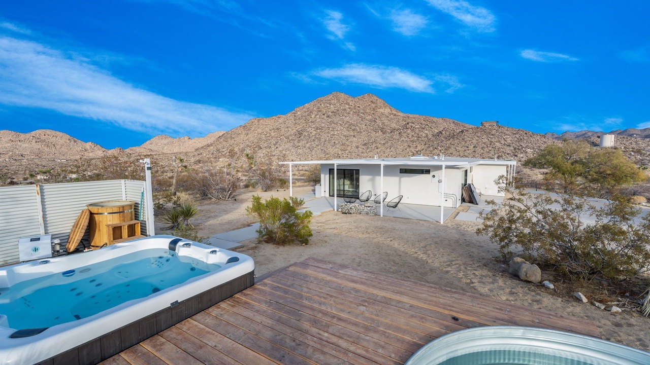 Photo of Patio Balcony in Joshua Tree Highlands