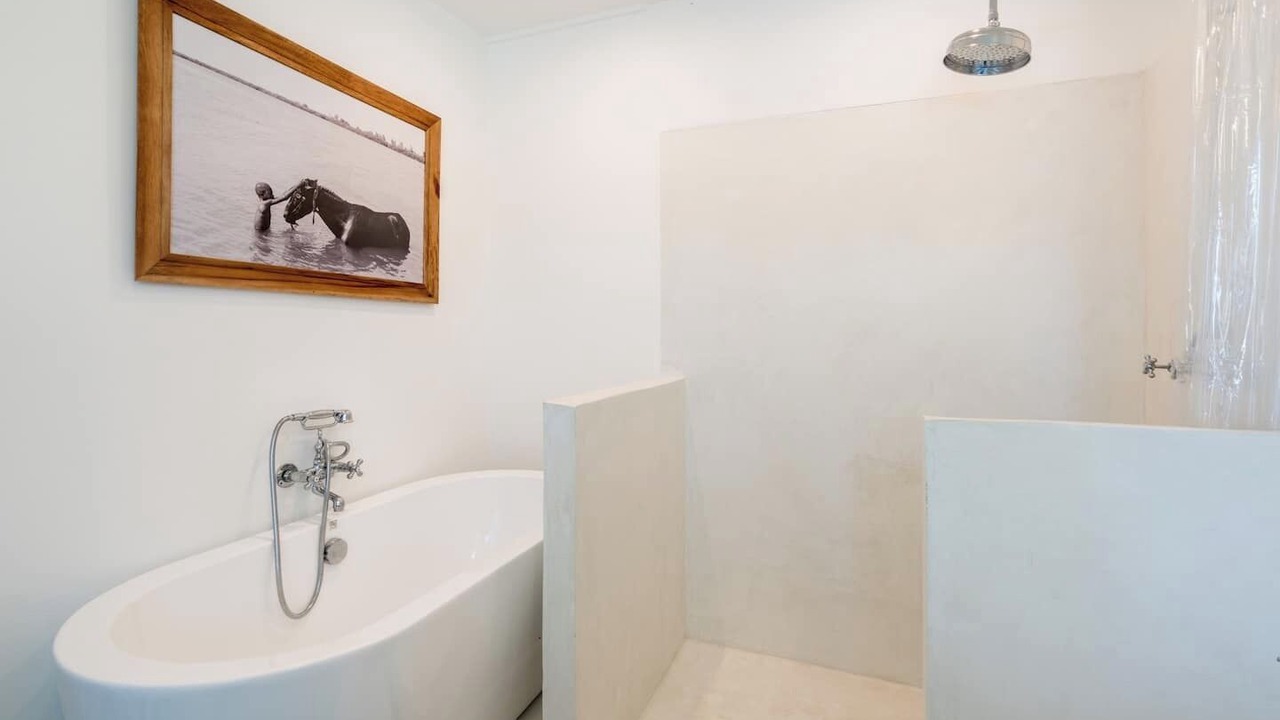 Photo of Bathroom in Joshua Tree