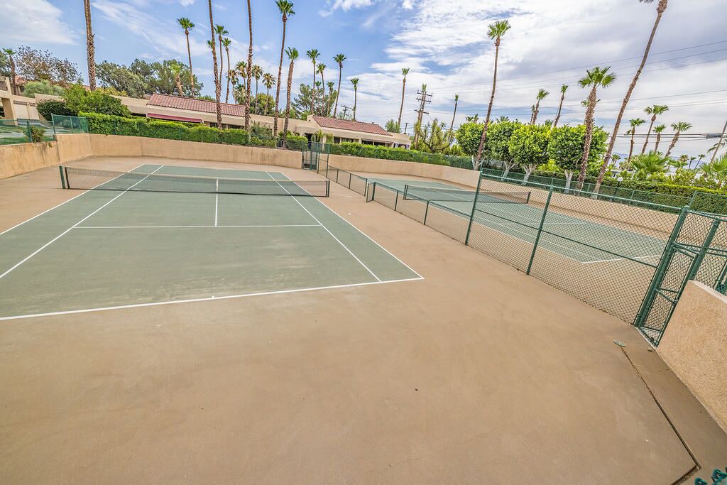 Photo of Others in Racquet Club Estates
