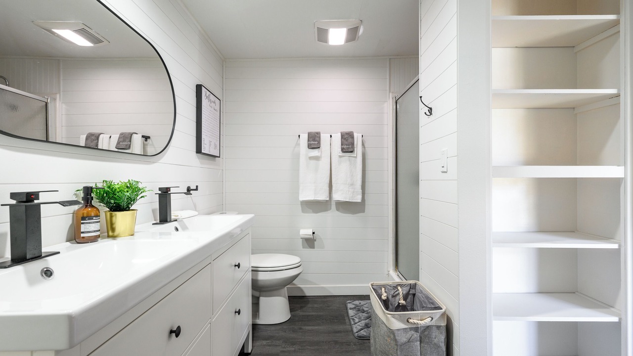 Photo of Bathroom in Fullerton