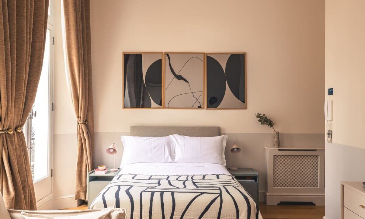 Photo of Bedroom in Courtfield