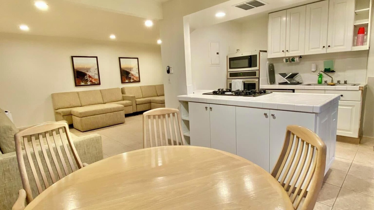 Photo of Bedroom in Westside Costa Mesa