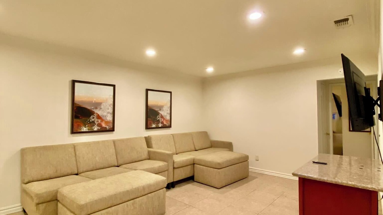 Photo of Bedroom in Westside Costa Mesa