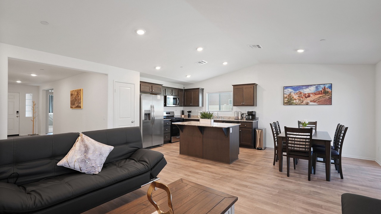 Photo of Livingroom in San Jacinto