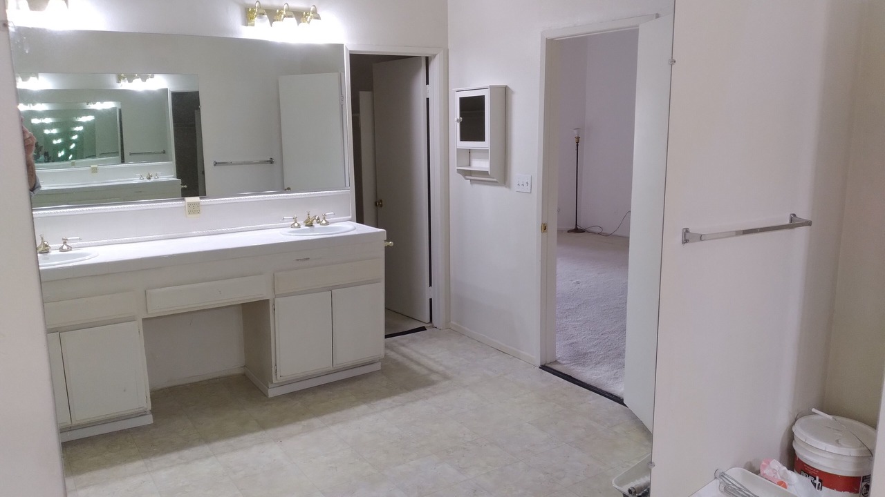 Photo of Bathroom in Encino