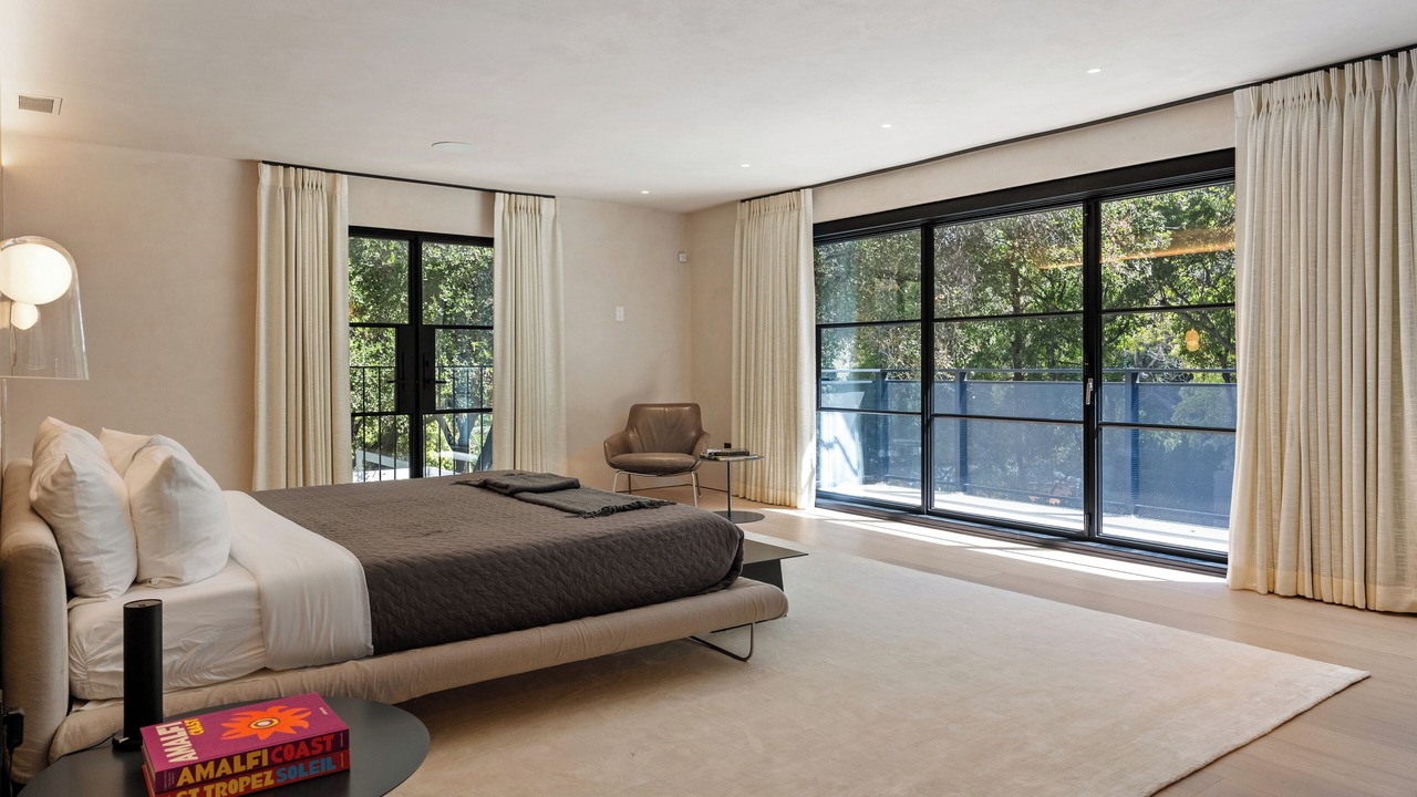 Photo of Bedroom in Brentwood