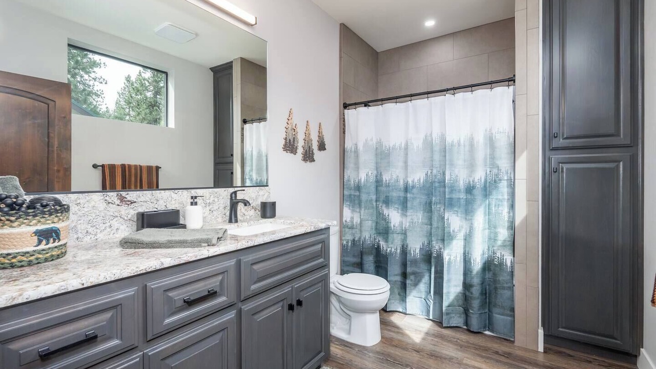 Photo of Bathroom in Fish Camp