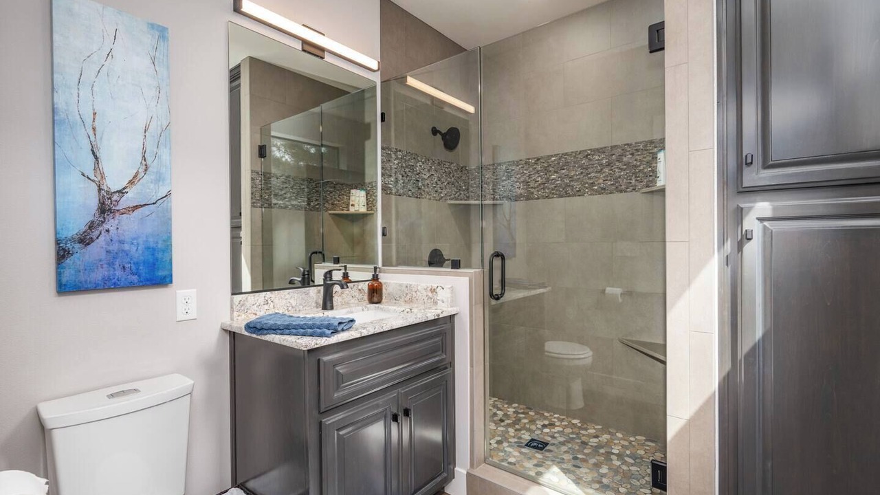 Photo of Bathroom in Fish Camp