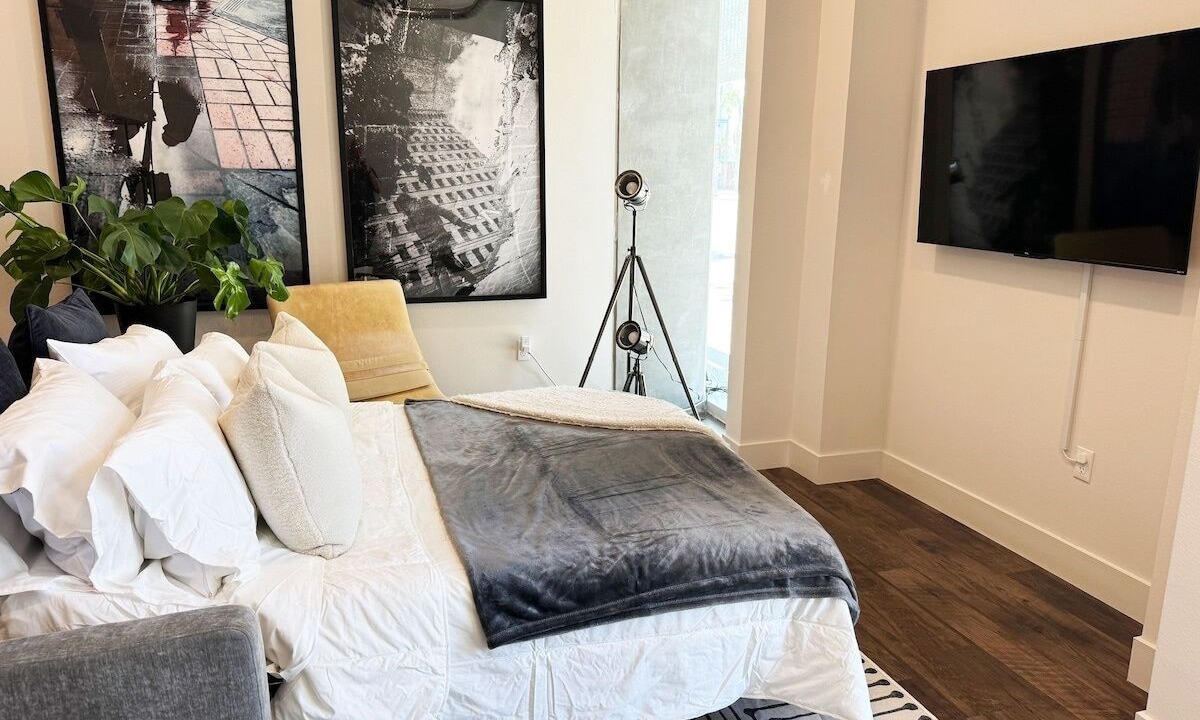 Photo of Bedroom in Marina District