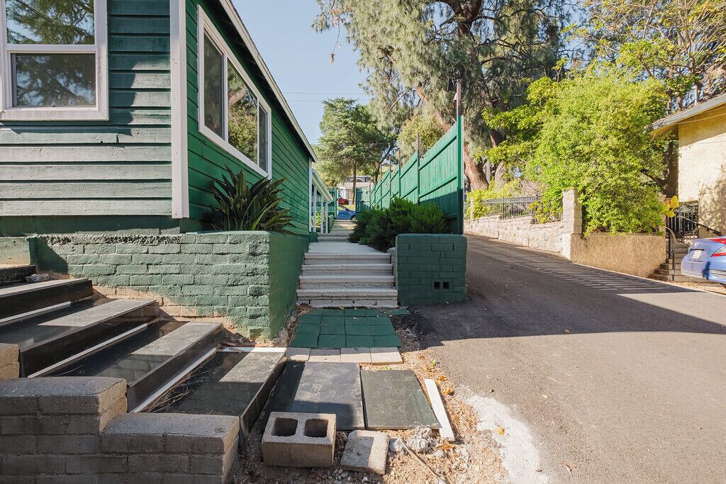 Photo of Outdoor in Sylmar