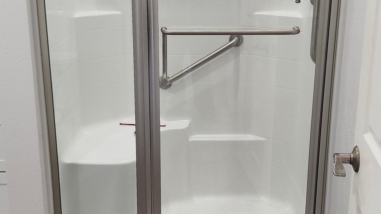 Photo of Bathroom in Cedar Ridge