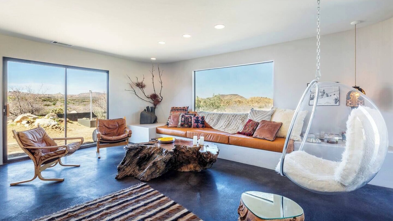 Photo of Livingroom in Pioneertown