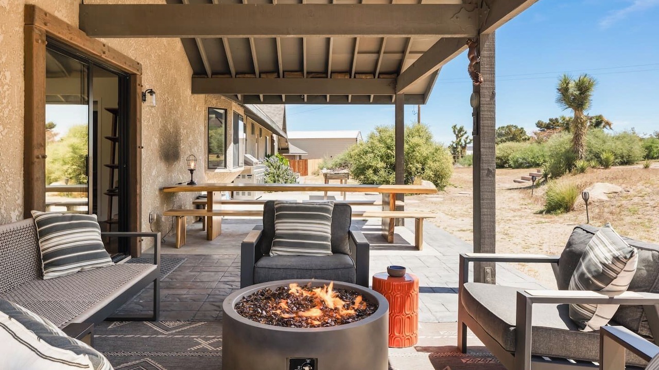 Photo of Patio Balcony in Pioneertown