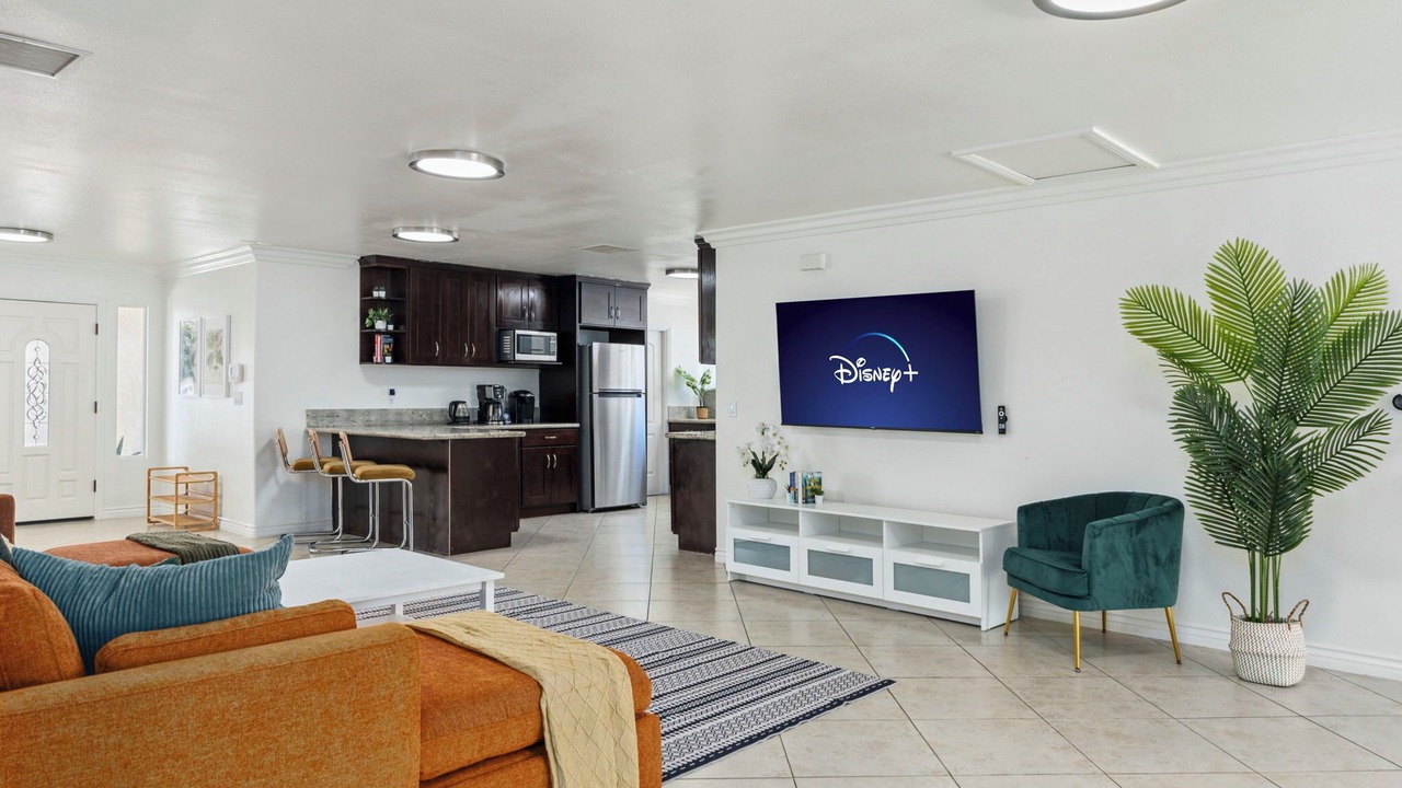 Photo of Livingroom in Southwest Anaheim