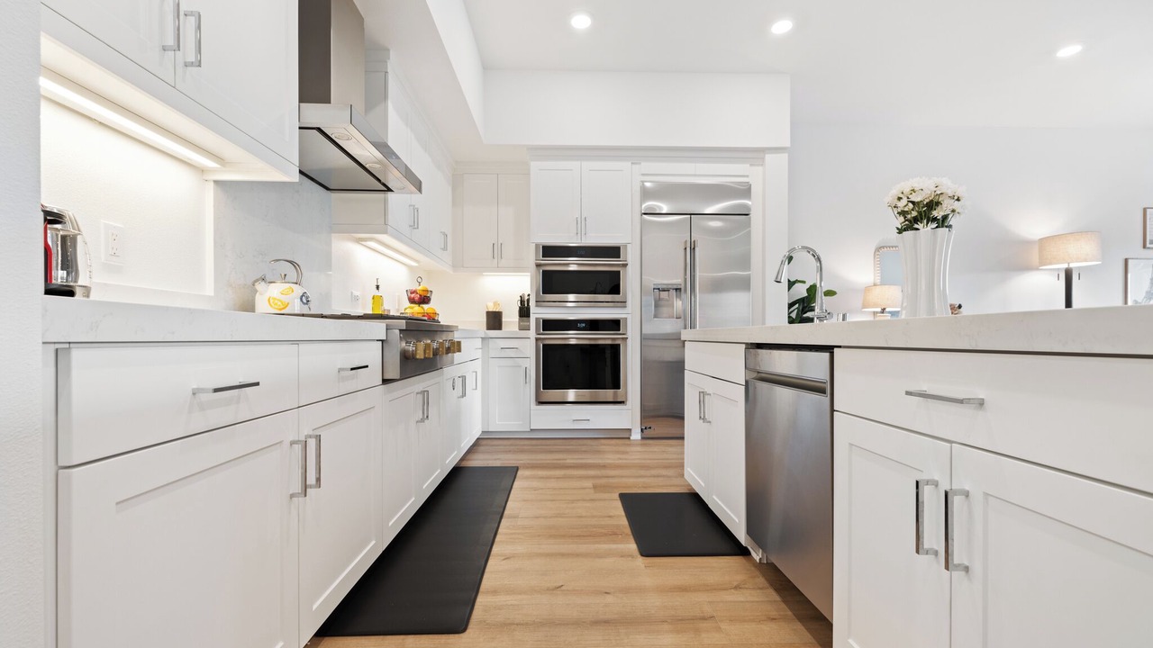 Photo of Kitchen in Irvine Business Complex