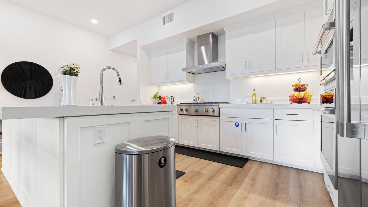 Photo of Kitchen in Irvine Business Complex
