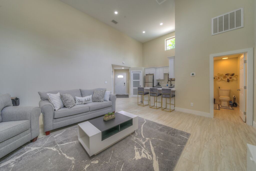 Photo of Livingroom in Estates at Canyon Crest